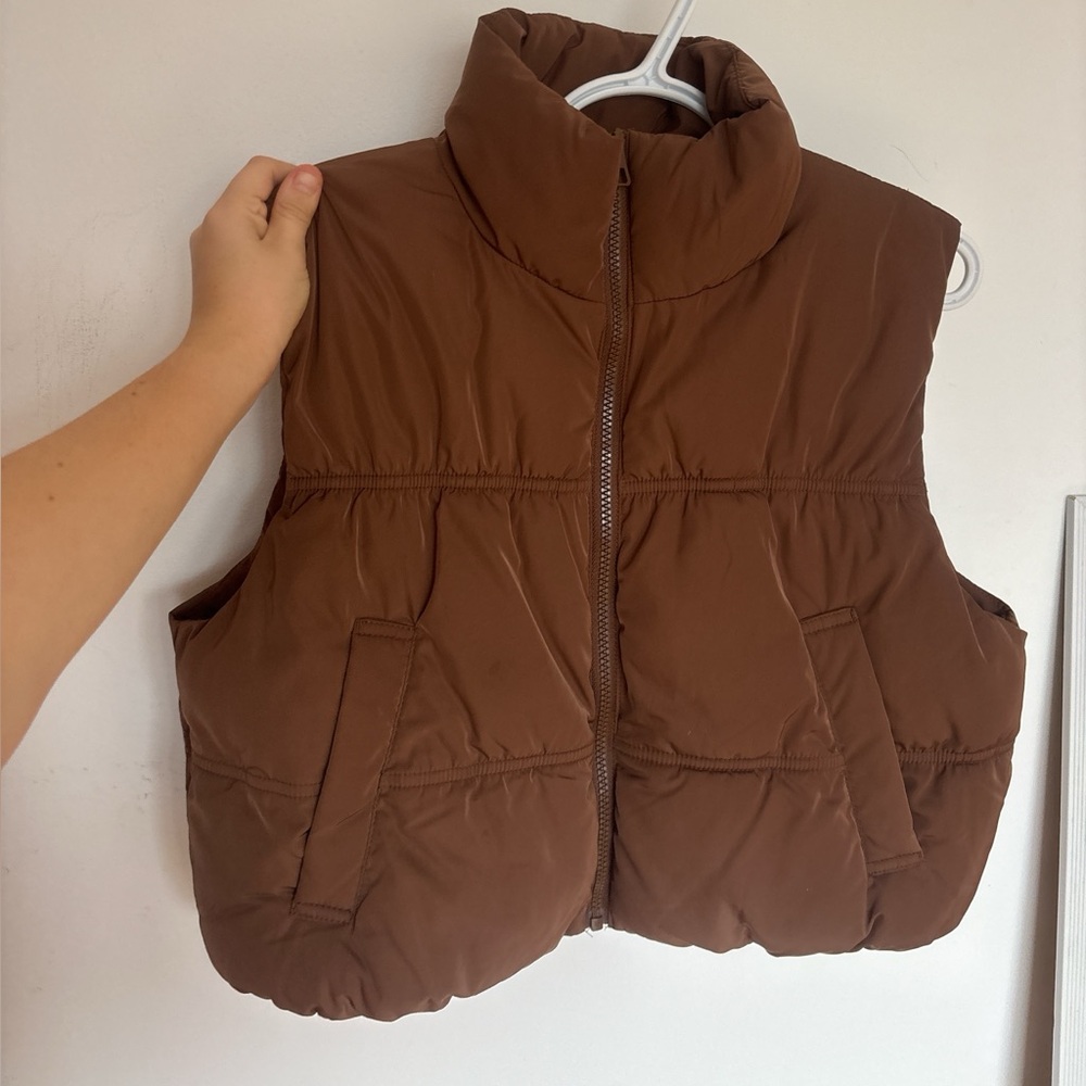 Brown Cropped Puffer Vest